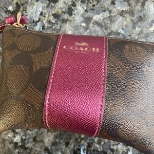 coach leather wristlet